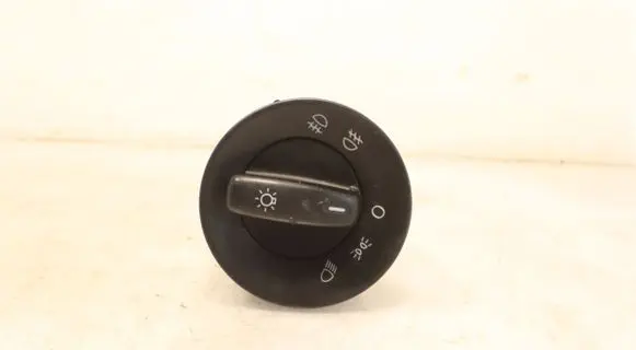 Skoda Octavia Mk3 (5E) Light switch