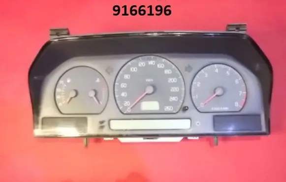 Volvo S70 V70 V70 XC Speedometer (instrument cluster) 9148926 69794660T