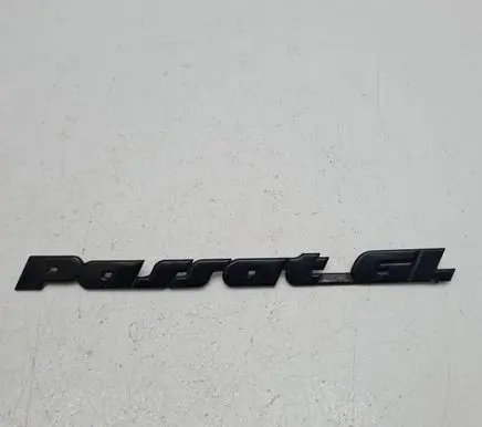 Volkswagen PASSAT B3 Manufacturers badge/model letters 