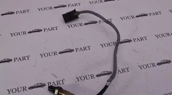 BMW 4 F32 F33 Lambda probe sensor 7589122
