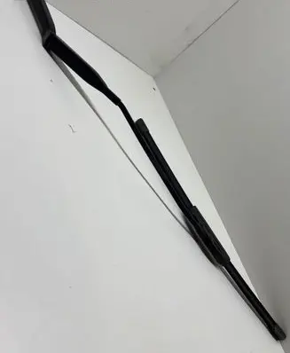 BMW 3 E36 Windshield/front glass wiper blade 8392008