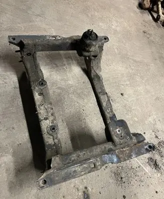 Jeep Cherokee III KJ Front subframe