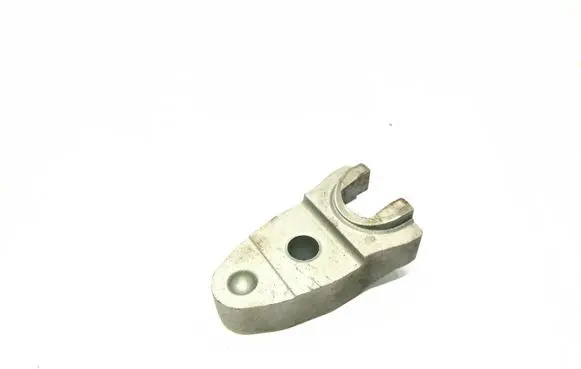 Audi A6 Allroad C7 Fuel Injector clamp holder 059216J