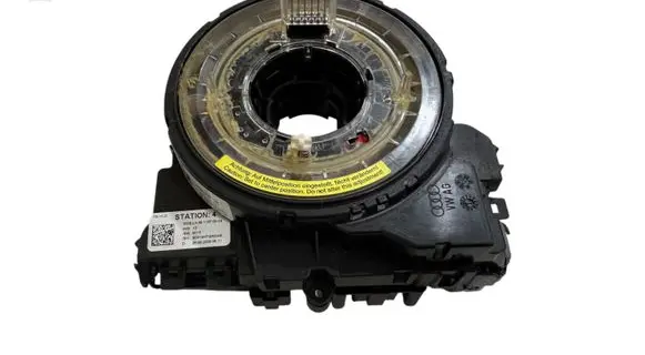 Audi A4 S4 B8 8K Airbag slip ring squib (SRS ring) 8K0953568D