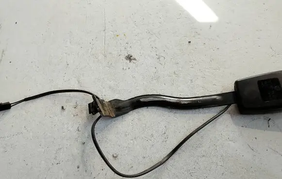 Volkswagen PASSAT B6 Front seatbelt buckle 3C0857756QWZ