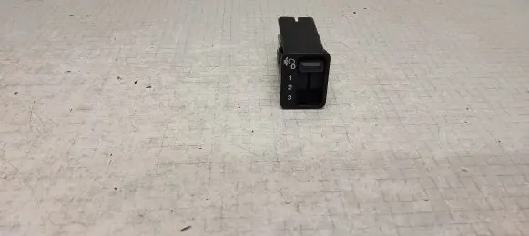 Rover 25 Headlight level height control switch 37212A
