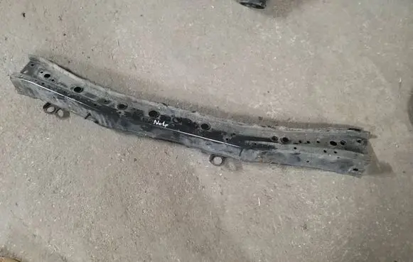 Nissan Note (E12) Radiator mount bracket 625323VV0A