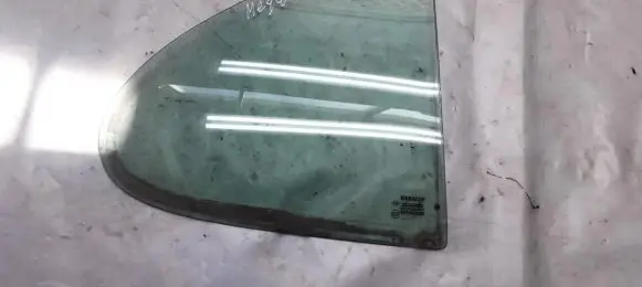 Renault Megane I Rear side window