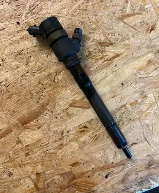 Hyundai Tucson JM Fuel injector 0445110258