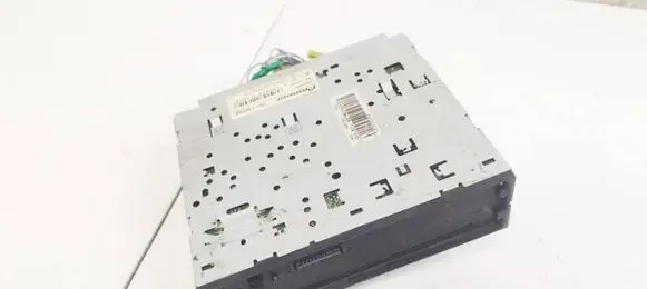 Honda CR-V Radio/CD/DVD/GPS head unit
