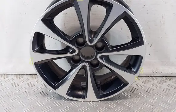 Toyota Yaris R15 alloy rim PW4570D000 PW4570D000L