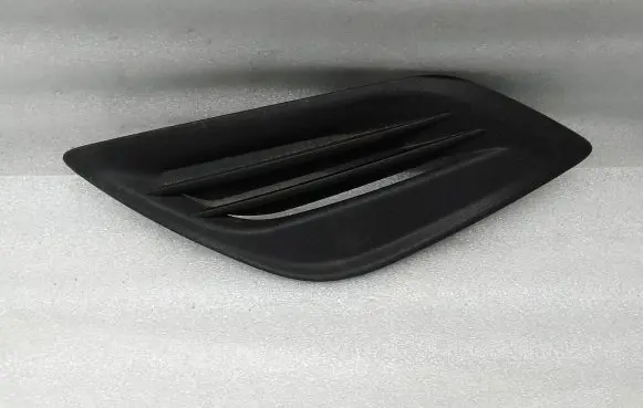 Volvo S60 Front bumper lower grill 31290979 S3DHA