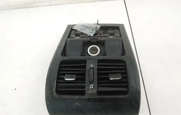Dash center air vent grill