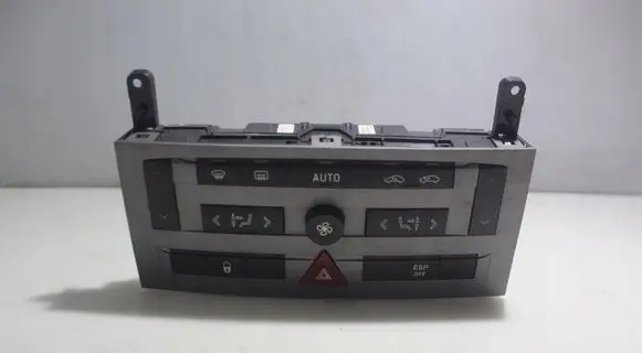 Peugeot 407 Interior fan control switch 