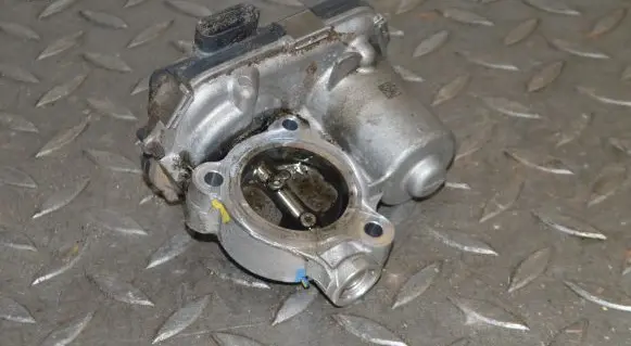 Audi Q8 EGR valve 059131477H