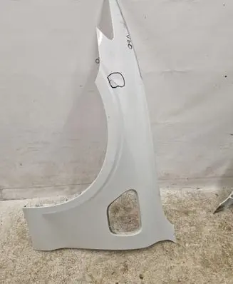 Volvo V60 Fender