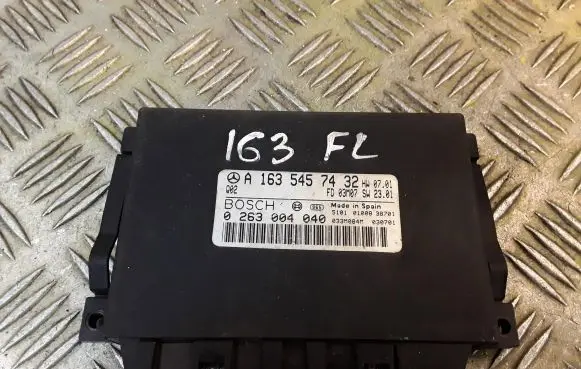 Mercedes-Benz ML W163 Parking PDC control unit/module 1635457432 A1635457432