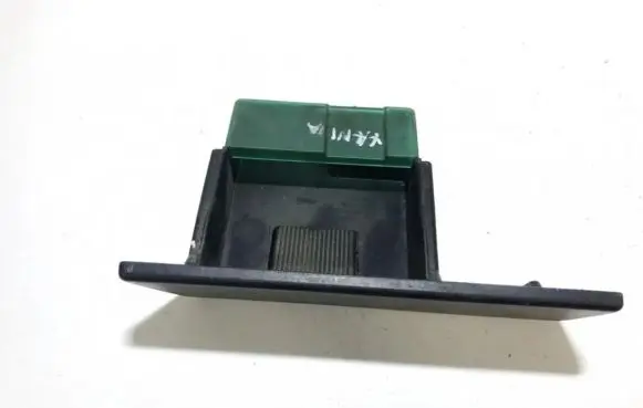 Citroen Xantia Car ashtray