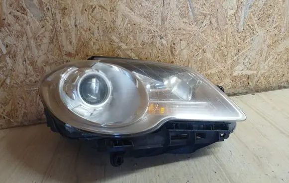 Volkswagen Touran I Headlight/headlamp 0301233202 1T1941006B