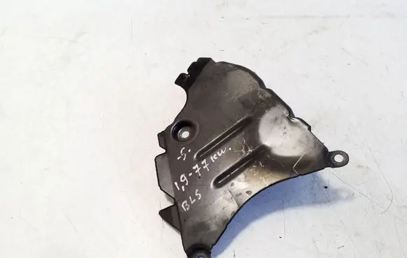 Volkswagen Golf V Timing belt guard (cover) 038109147A