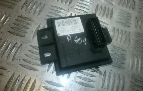 Peugeot 607 Ignition amplifier control unit 9641004580 631162