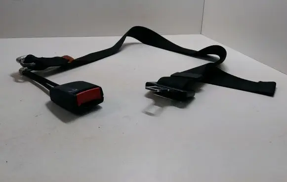Volkswagen Polo III 6N 6N2 6NF Rear seatbelt buckle 6N0857713