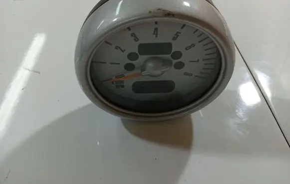 Mini One - Cooper R50 - 53 Speedometer (instrument cluster) 62116924916