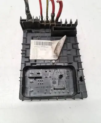 Volkswagen Caddy Fuse box set 1K0937800AE L2K000087 1K0937819E