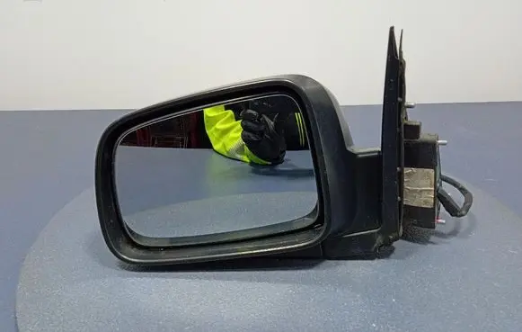 Honda CR-V Front door electric wing mirror