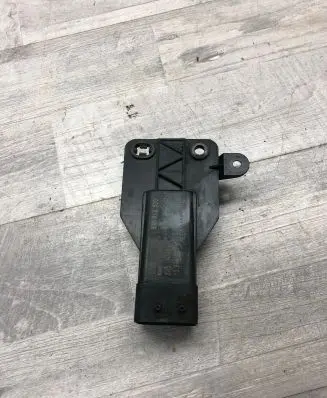Coolant fan relay