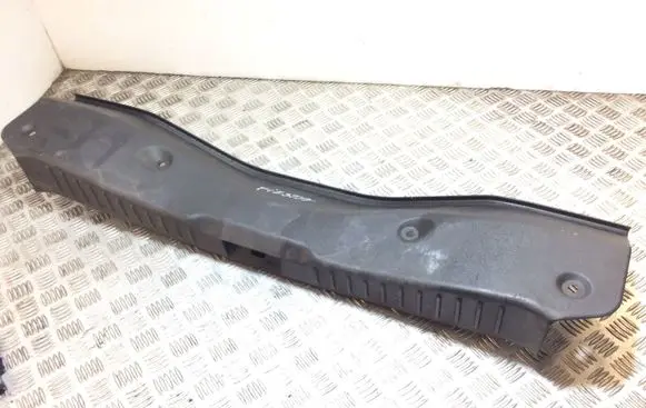 Ford Focus Tailgate/boot lid lock trim BM51A40352AB