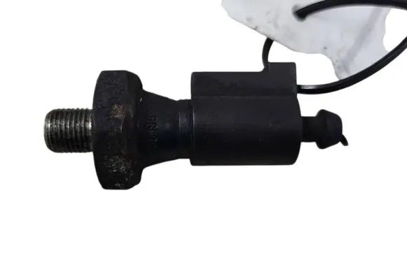 Volkswagen Caddy Oil pressure sensor 1J0973081
