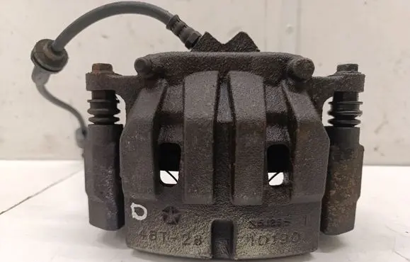 Jeep Cherokee Front brake caliper