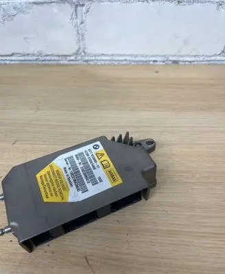BMW 5 F10 F11 Airbag control unit/module 319239985012 618307400E 9239985