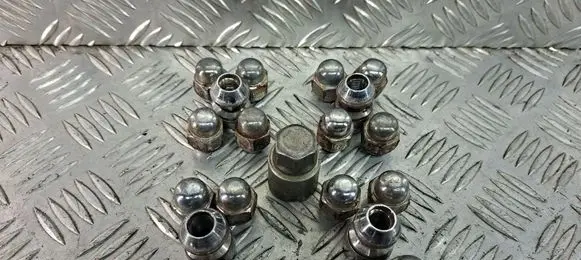 KIA Sportage Nuts/bolts 