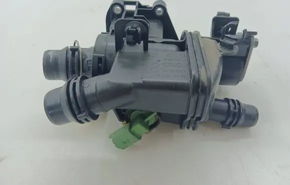 Citroen C5 Aircross Thermostat/thermostat housing 9812131480 110390PS A109251PS