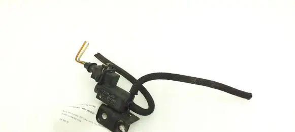 BMW 5 E60 E61 Turbo solenoid valve 1742712