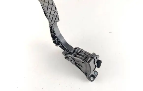 Seat Ibiza IV (6J,6P) Accelerator throttle pedal 6Q1721503M 6PV00849641