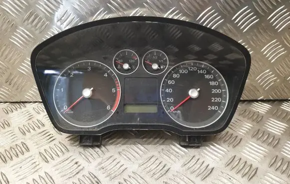 Ford Focus C-MAX Speedometer (instrument cluster) 3M5F10841B