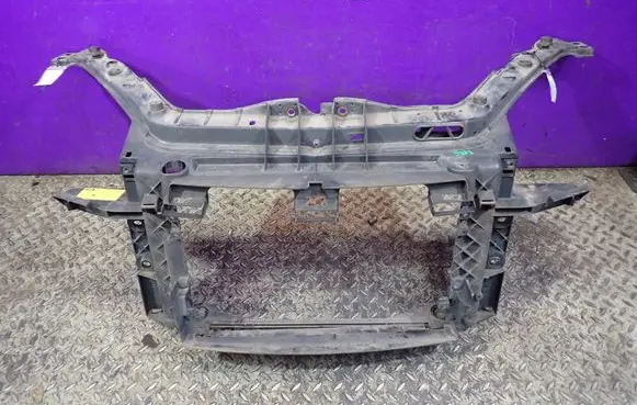 Ford Fiesta Front bodywork piece 