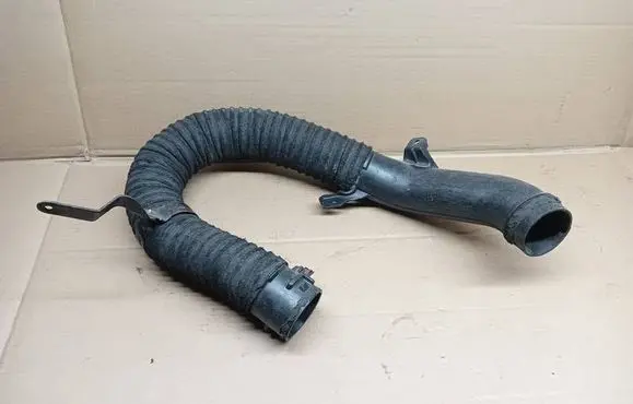 Toyota Auris 150 Intercooler hose/pipe 1775221060