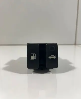 Lexus IS 220D-250-350 Fuel tank opening switch 15A990