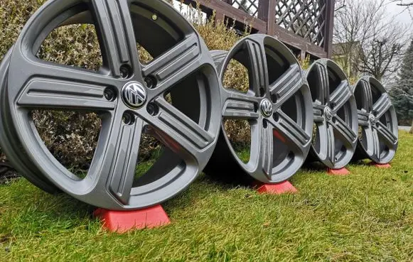 Volkswagen Golf VI R18 alloy rim 
