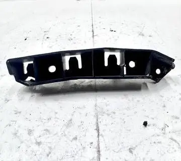 Ford Focus Front bumper mounting bracket BM5117D959A