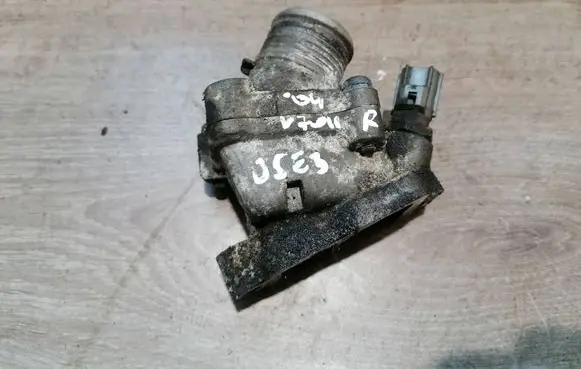 Volvo V70 Thermostat/thermostat housing 8636954