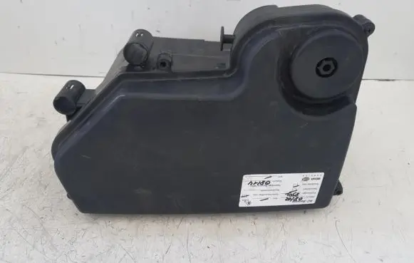 Mercedes-Benz C W202 Fuse box cover 2025400424