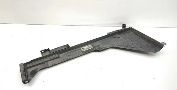 BMW X3 E83 Radiator mount bracket 3509203
