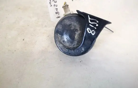 Peugeot 607 Horn signal e9011157