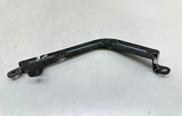 Jaguar XE Other engine bay part GX7314A004AA