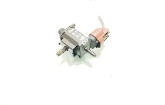Hyundai XG Vacuum valve 